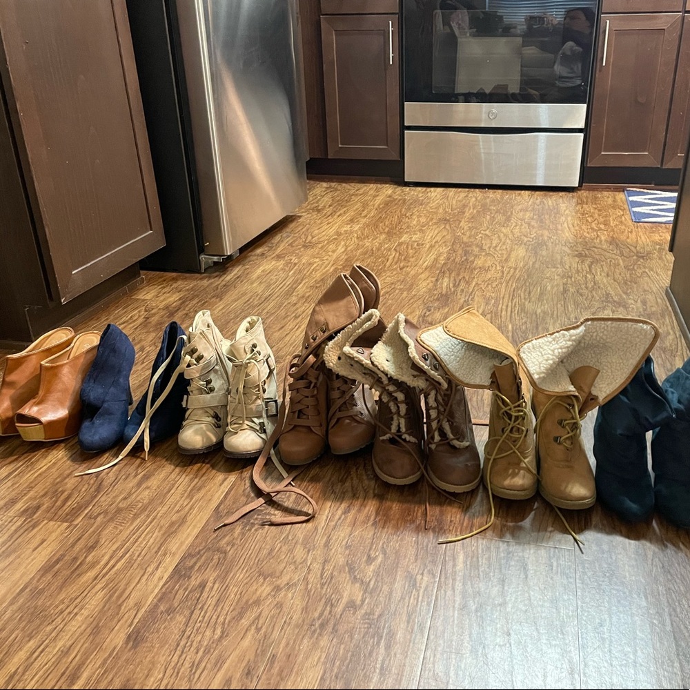 Bundle of shoes